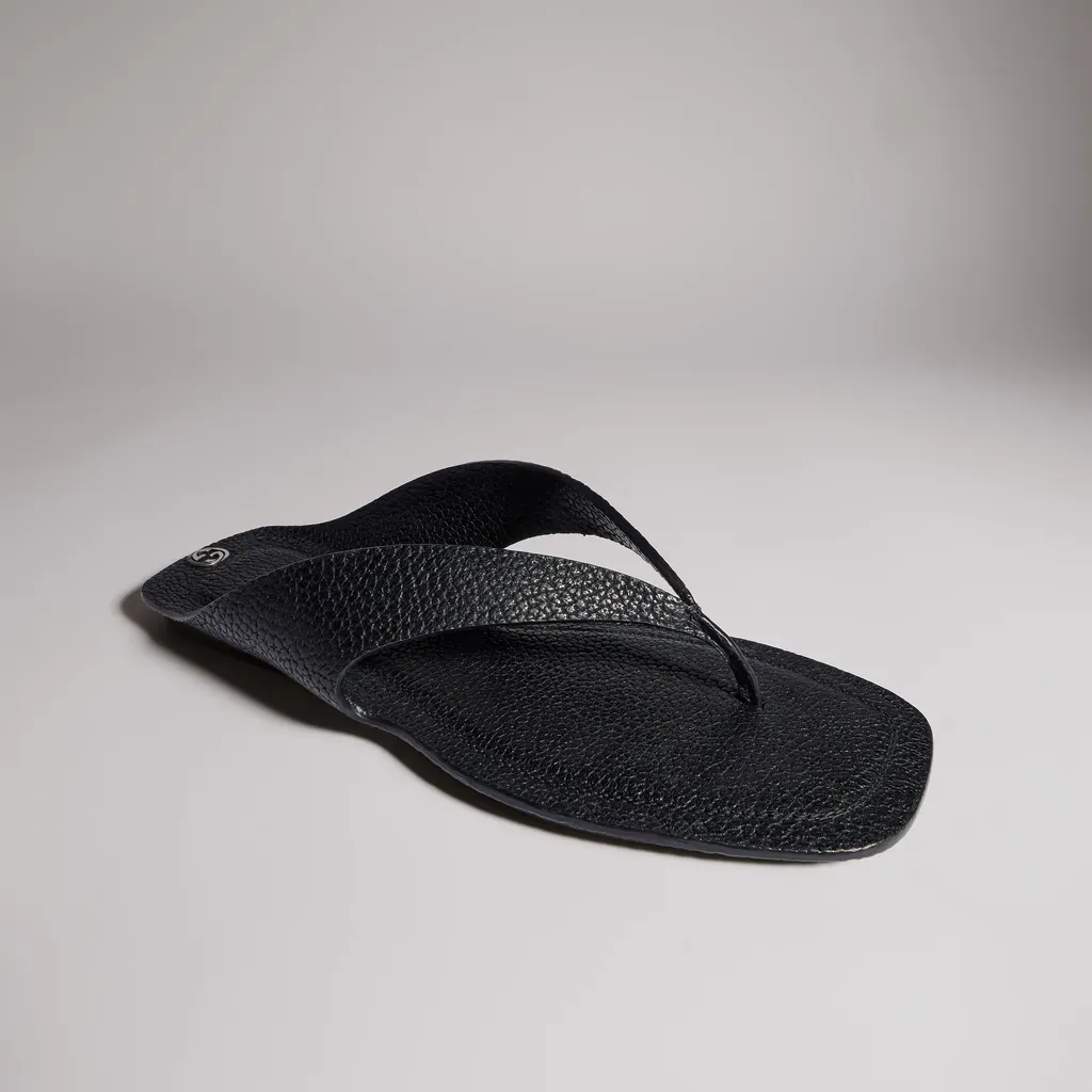 Thong Sandal With Interlocking G