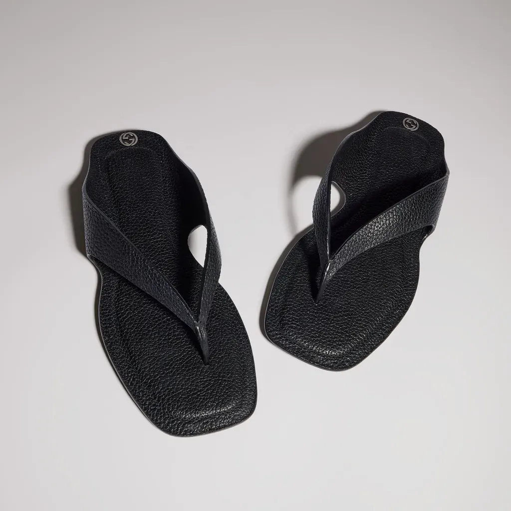Thong Sandal With Interlocking G