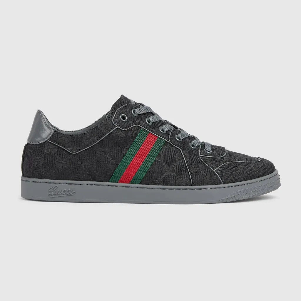 Stretch Low-Top Sneaker