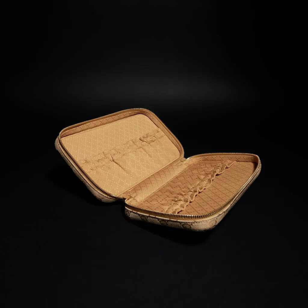 Gg Vanity Case