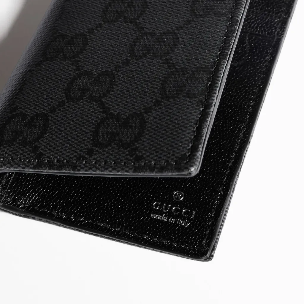 Gucci Essence Classic Card Case