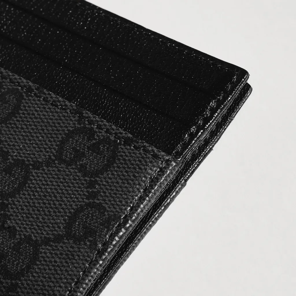 Gucci Essence Classic Card Case