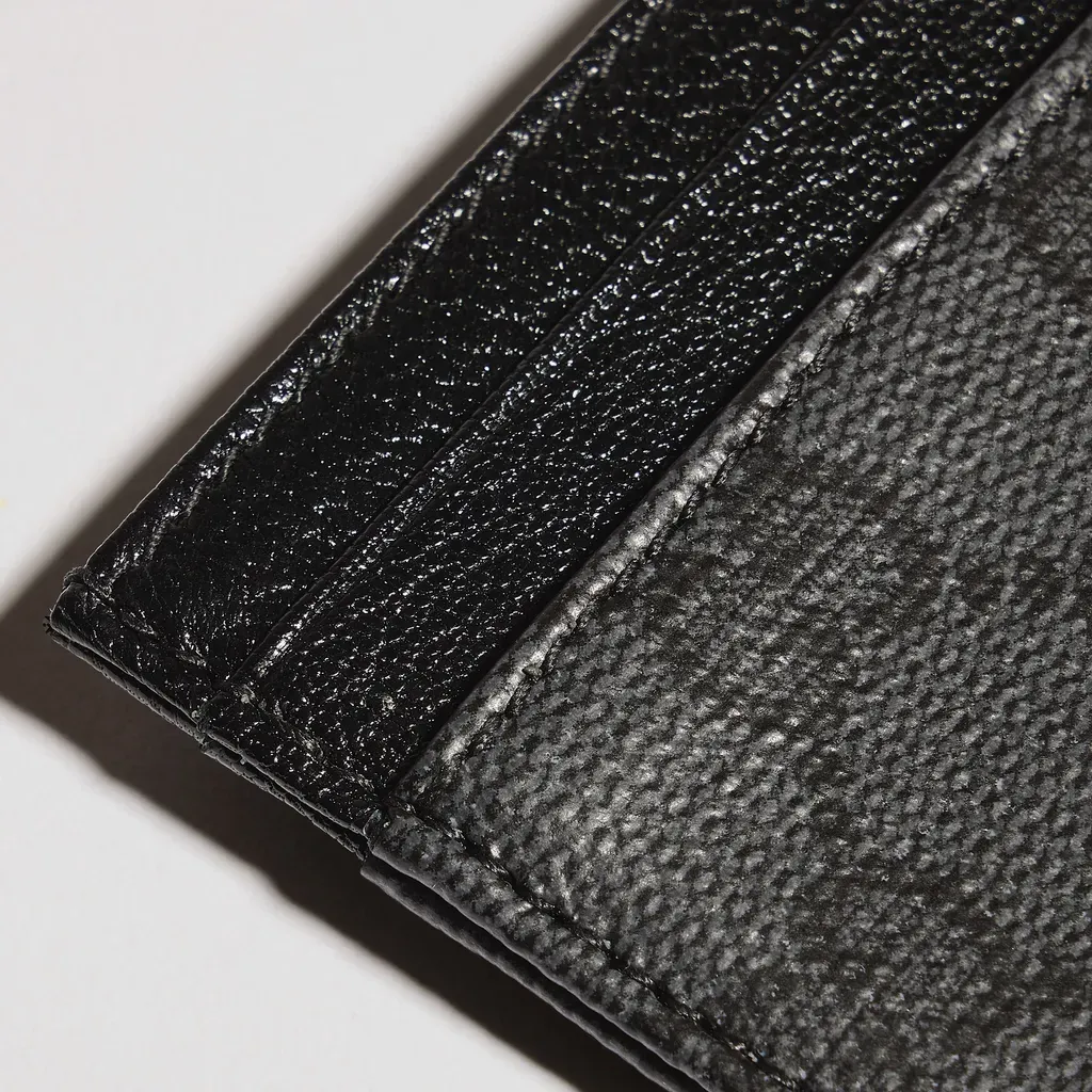 Gucci Essence Classic Card Case