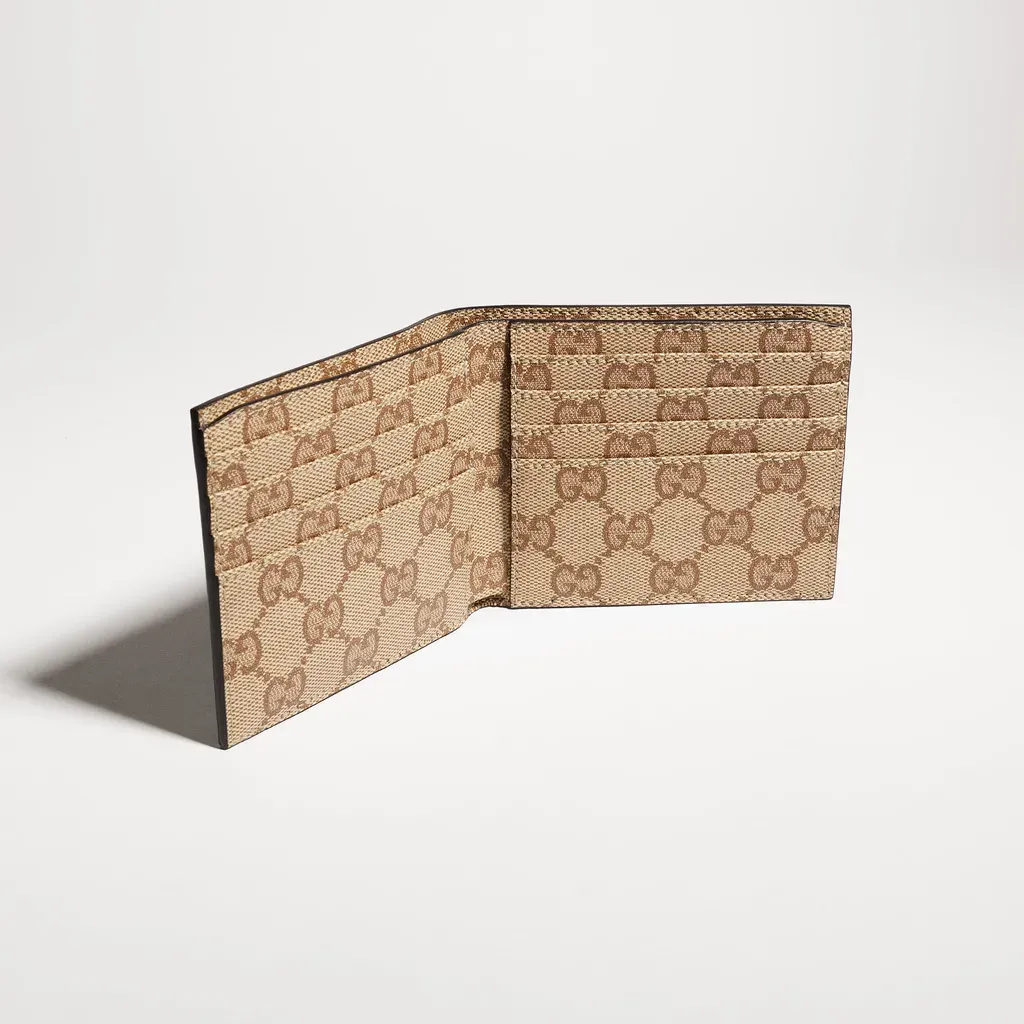 Bi-Fold Wallet With Metal Tag
