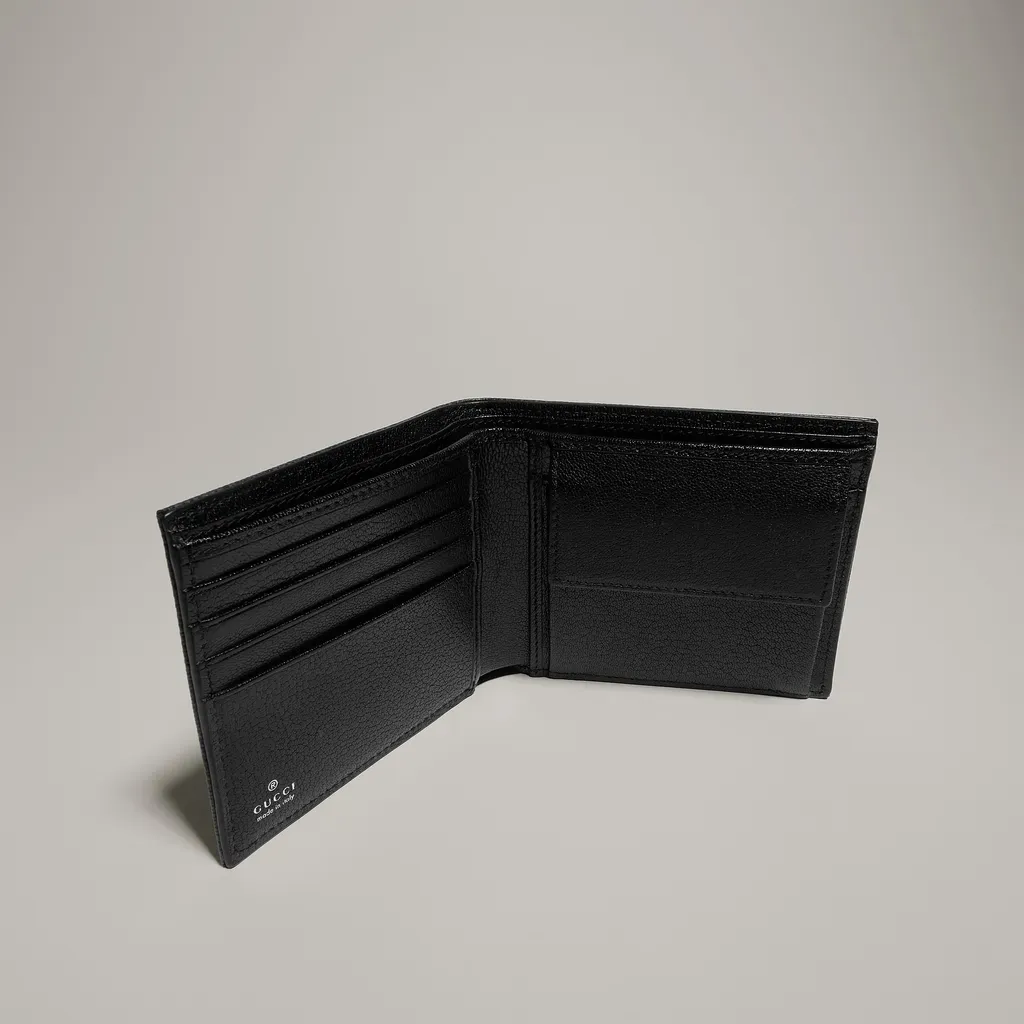 Gucci Essence Classic Coin Wallet