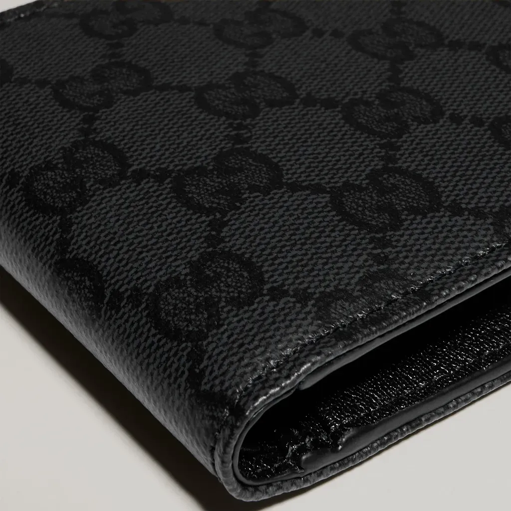 Gucci Essence Classic Coin Wallet