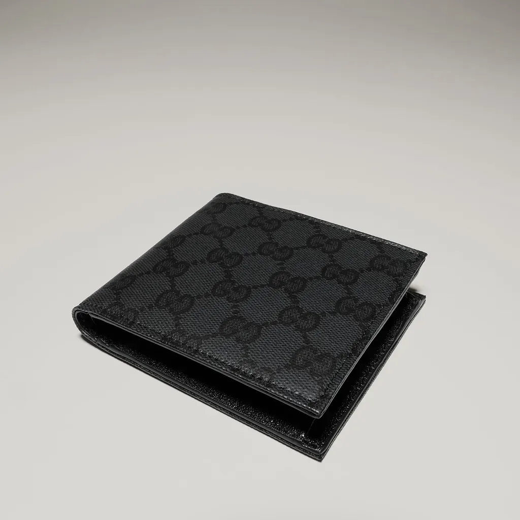 Gucci Essence Classic Coin Wallet
