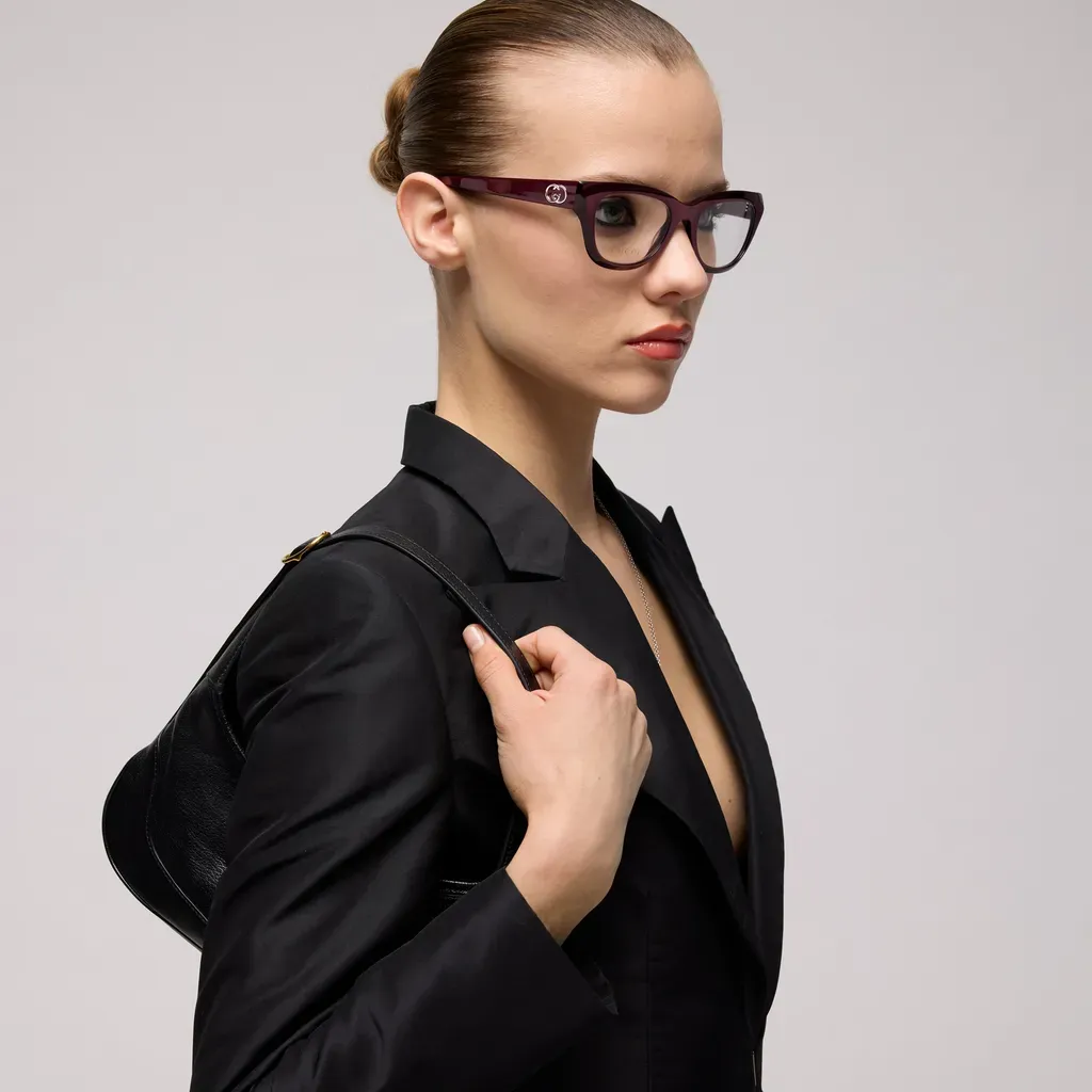 Geometric Optical Frame