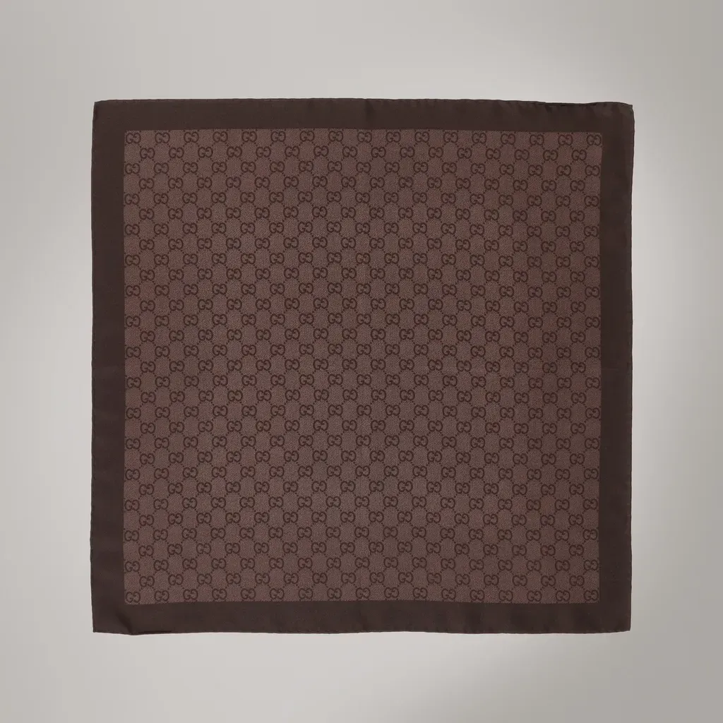 Gg Silk Twill Jacquard Carré