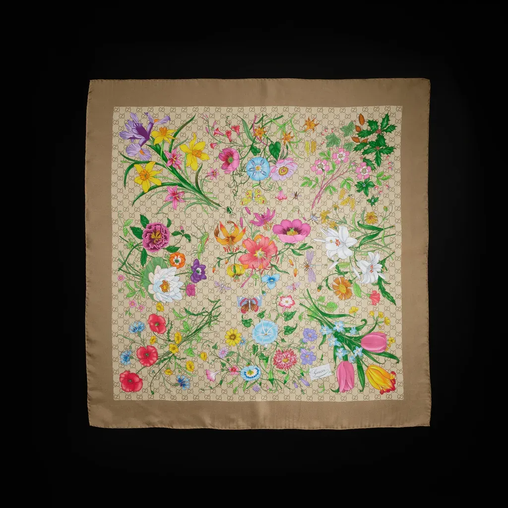 Printed Gg Silk Twill Carré