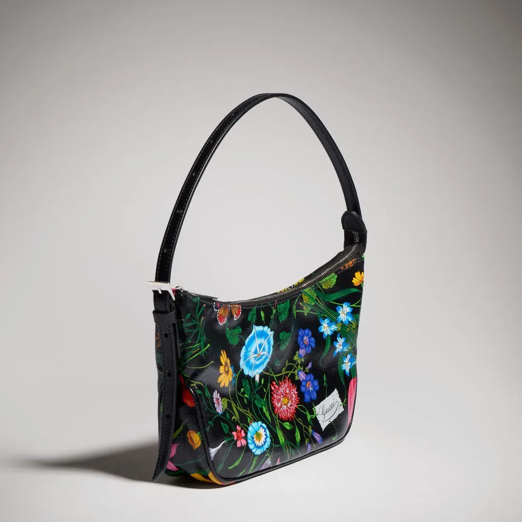 Lady Lunetta Small Shoulder Bag