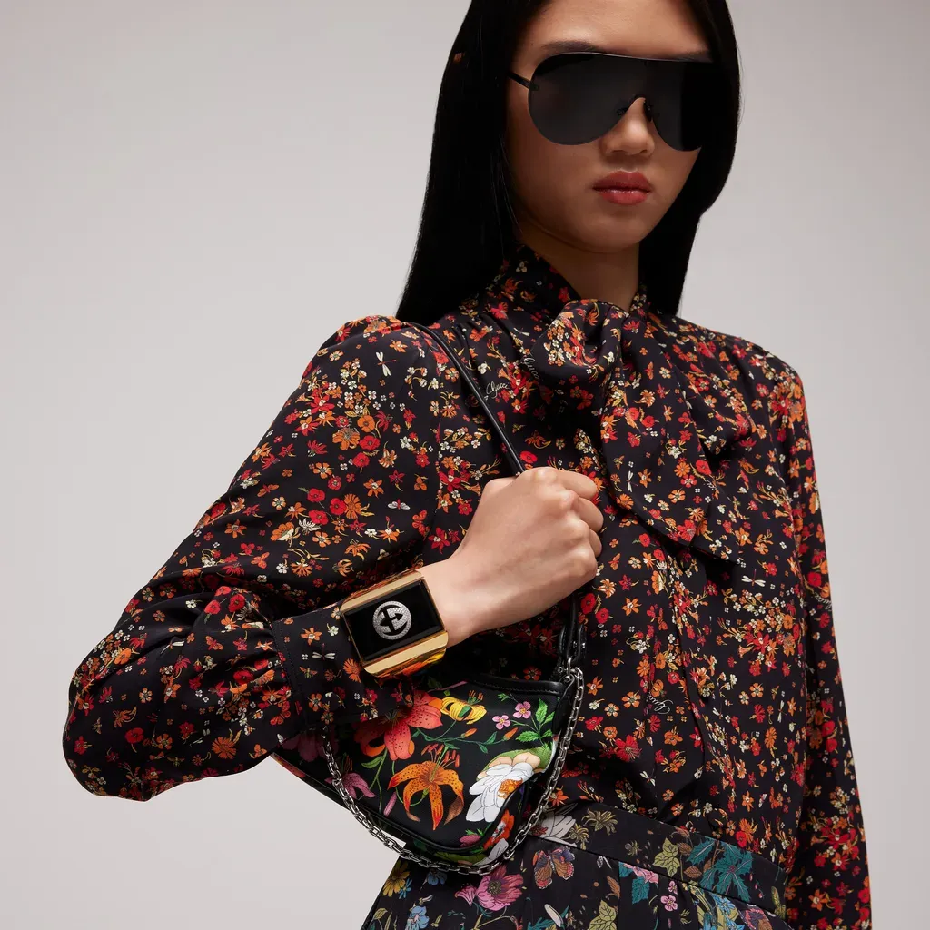Gossip Small Shoulder Bag