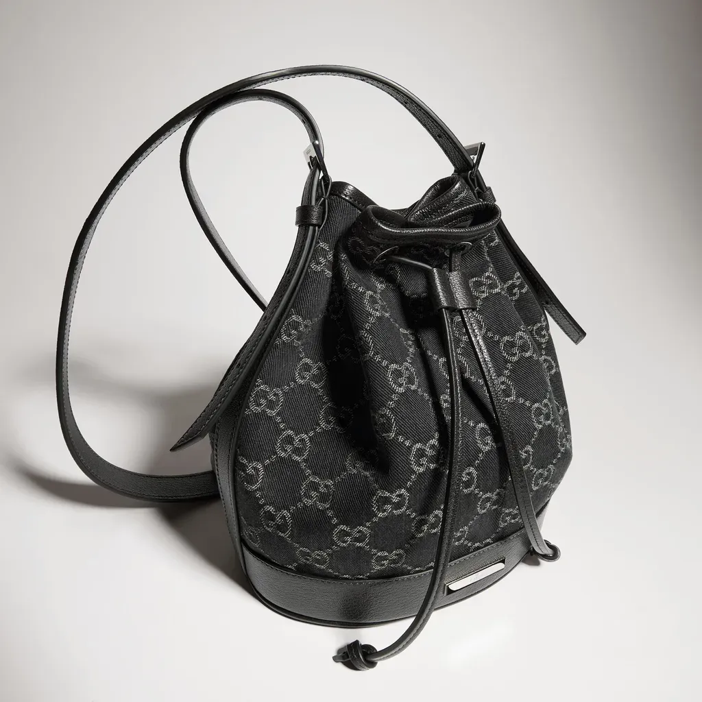 Gucci Venice Small Bucket Bag