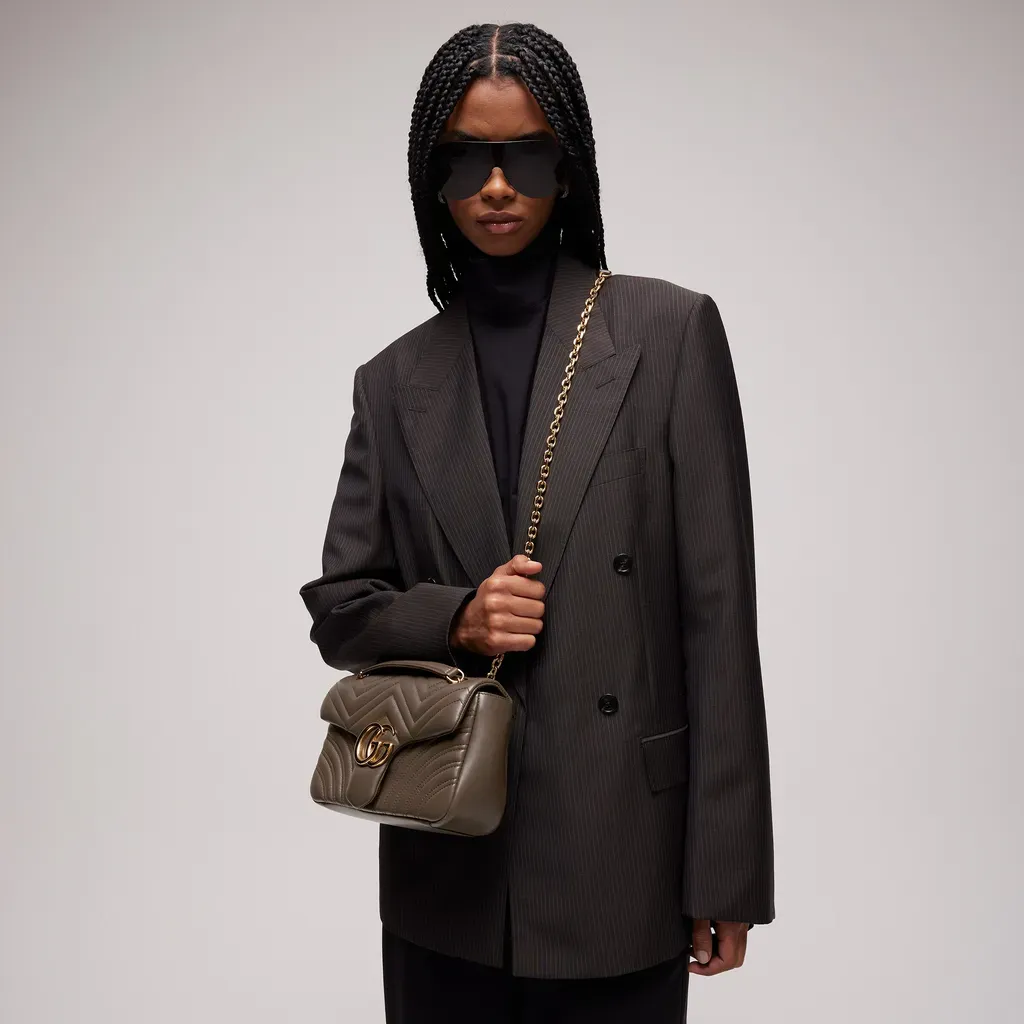 Gg Marmont Medium Shoulder Bag
