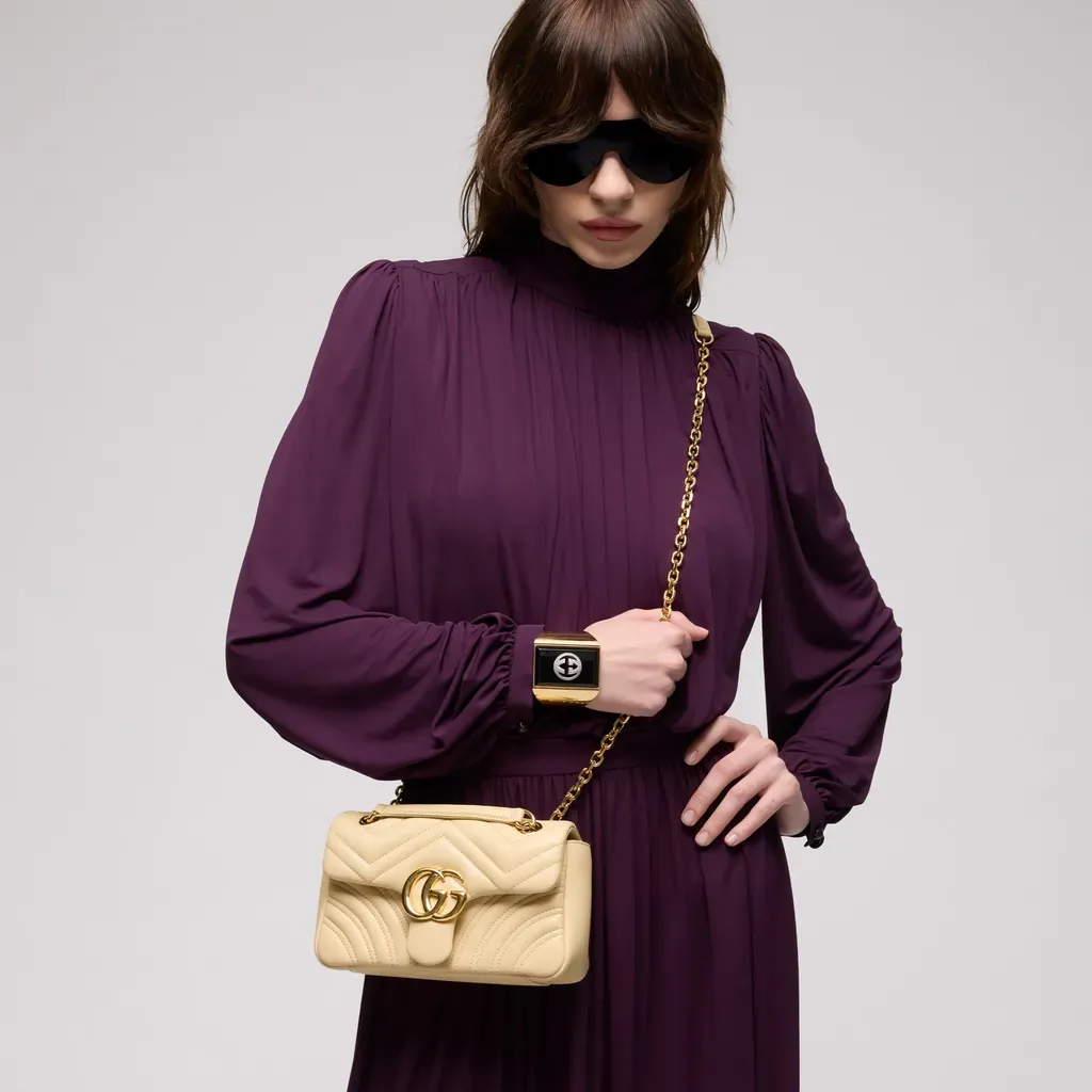 Gg Marmont Small Shoulder Bag