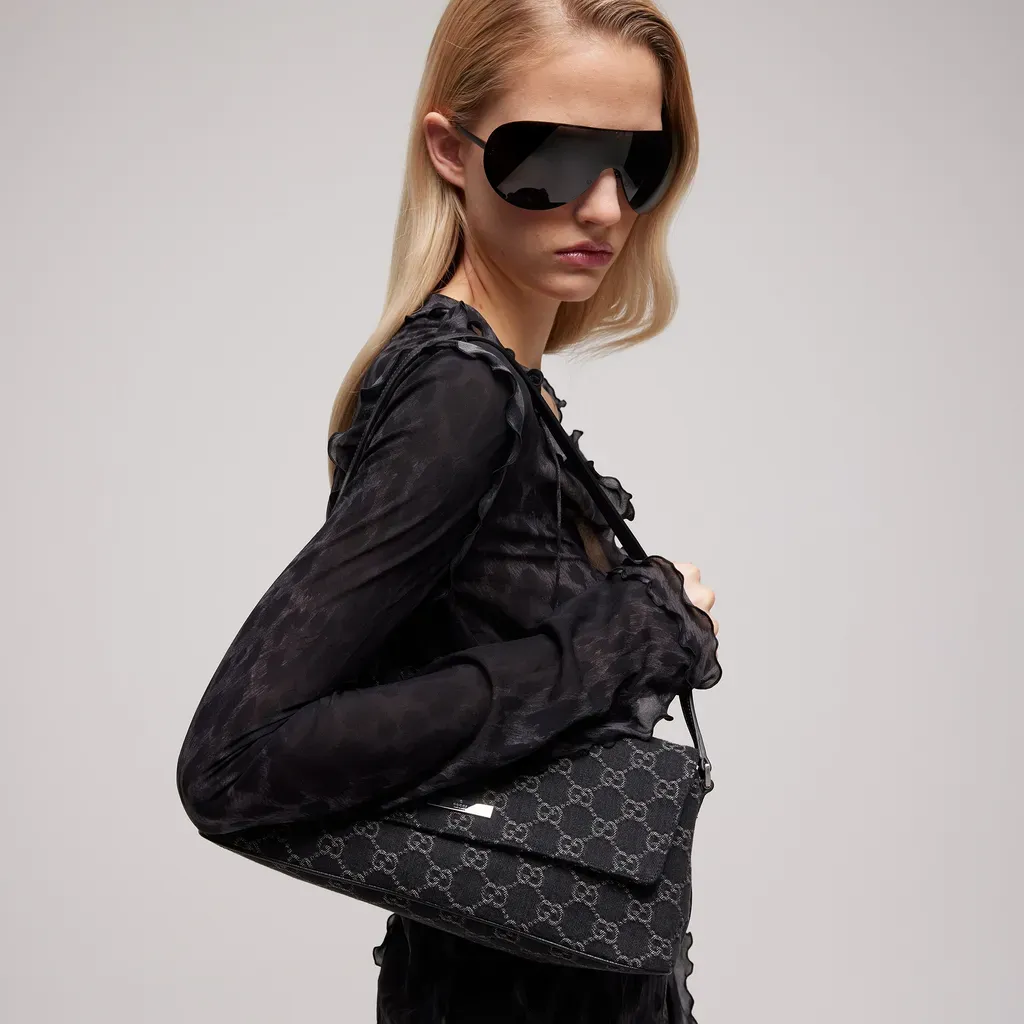 Madison Medium Shoulder Bag