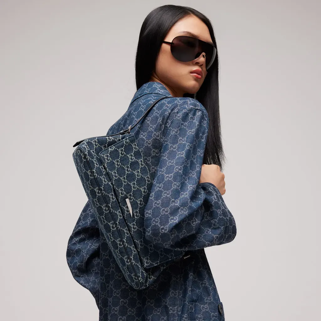 Madison Medium Shoulder Bag