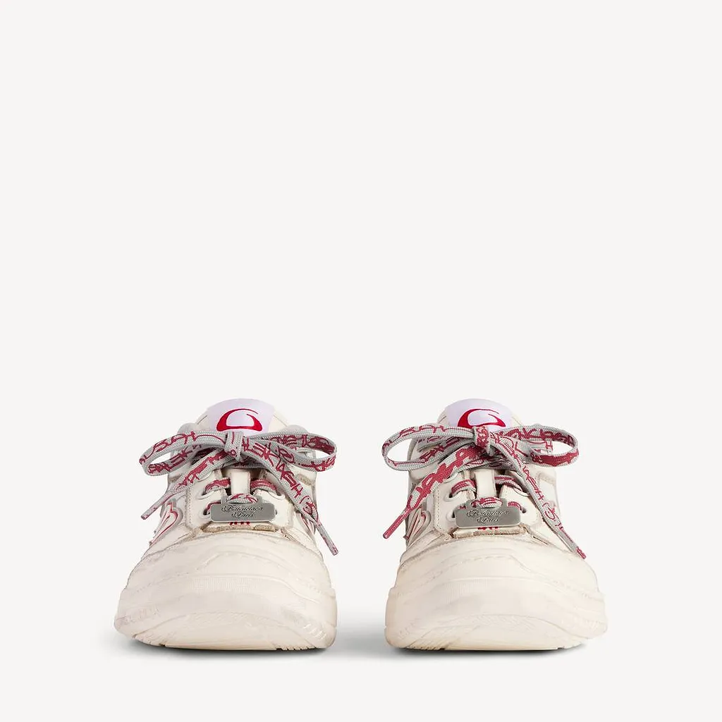 Hamptons Medium Worn-Out Sneaker