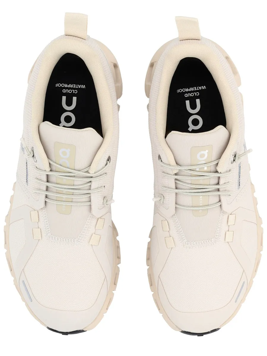 On Sneaker Cloud 6