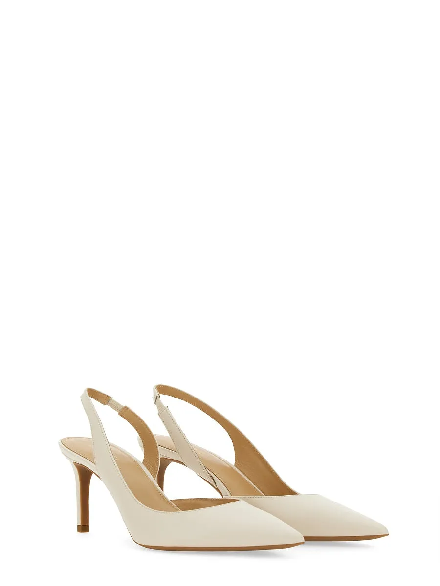 Alina Pump