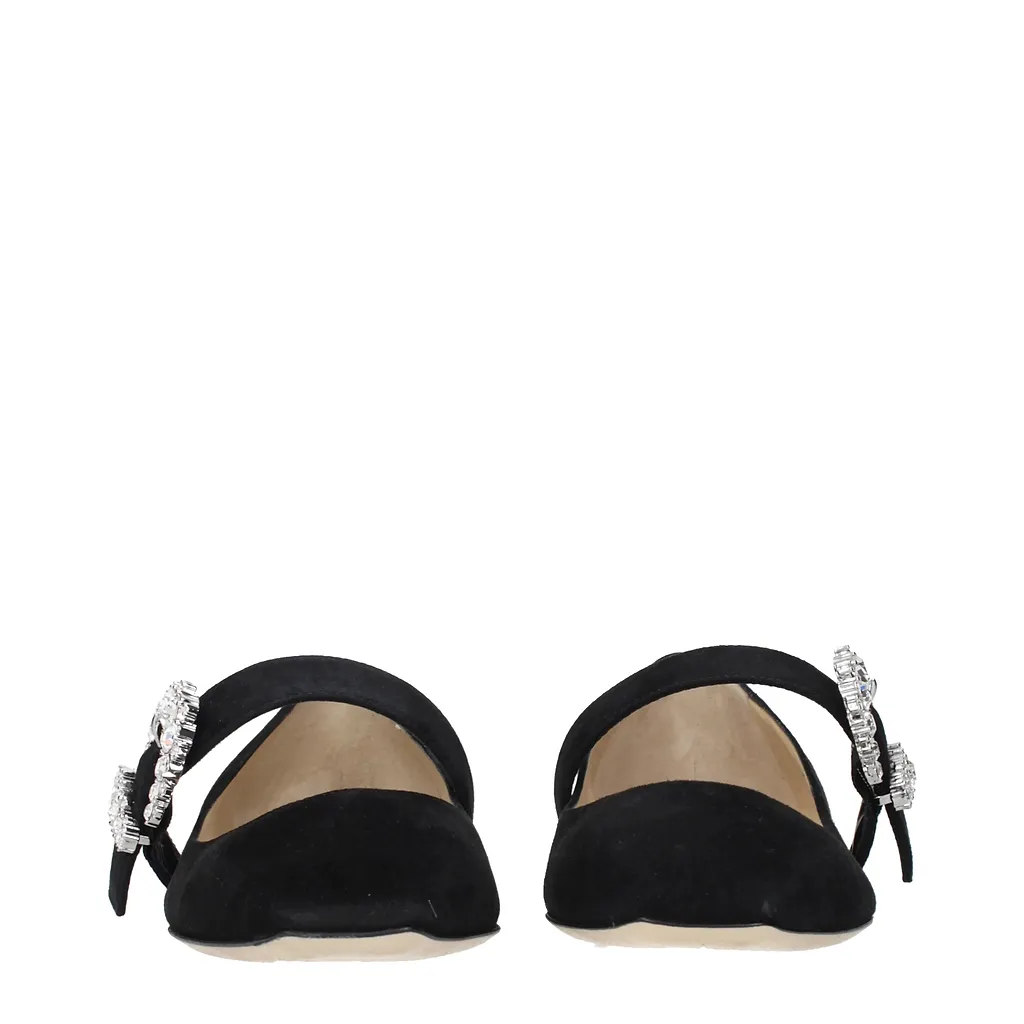 ♪ Jimmy Choo ♪ ♪ Dancers ♪ ♪ Woman In Black ♪