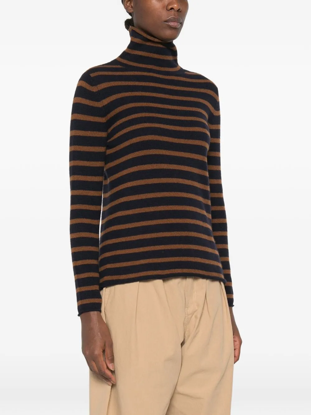 Beyou Cashmere Turtle Neck Sweater