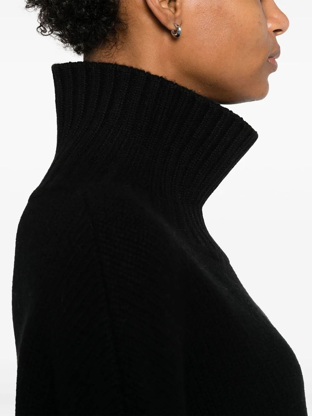 Soft Goat Cashmere Turtle Neck Sweater