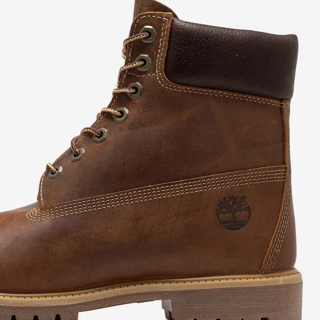 Timberland Premium 6 Inch Leather Ankle Boots With Logo