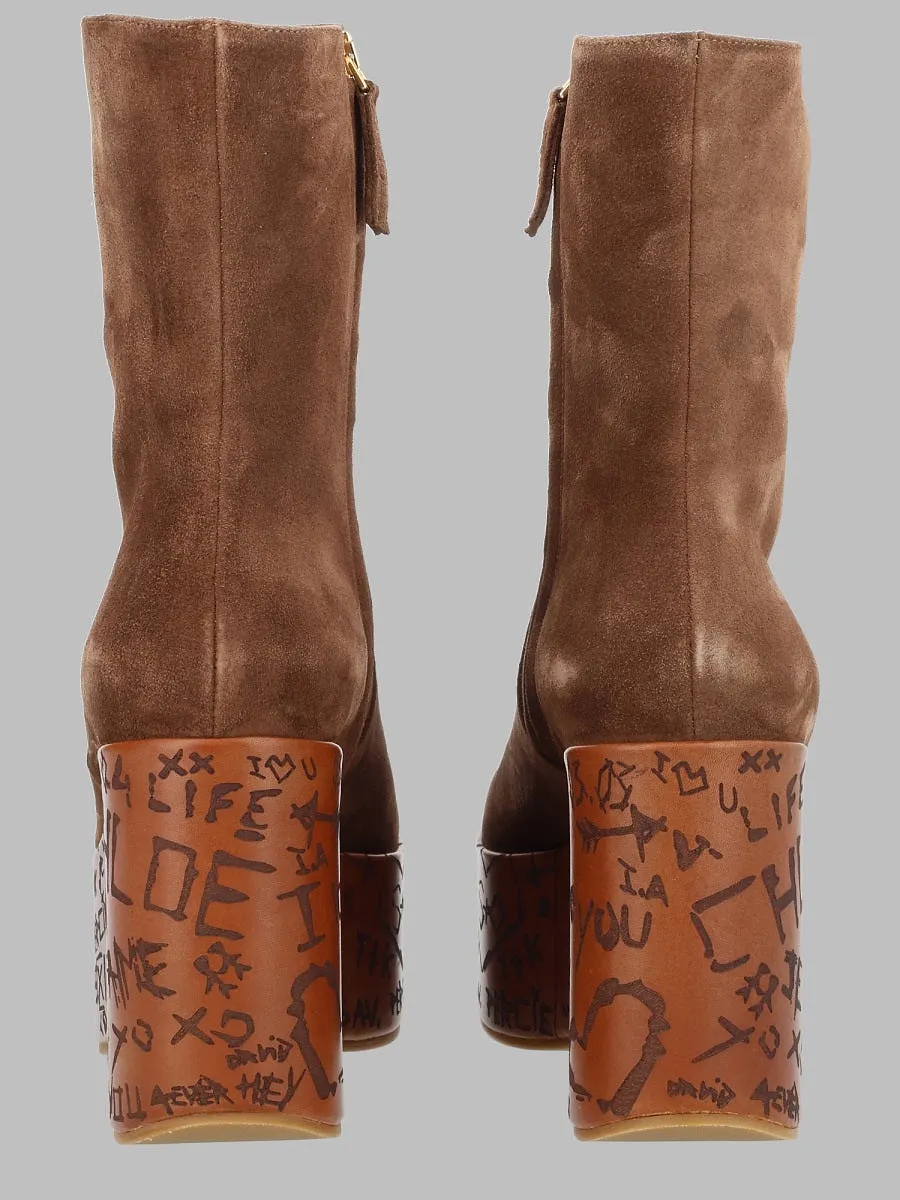 Chloé
