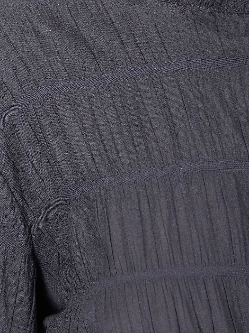 Thelatest Dalila Textured Long-Sleeve Top