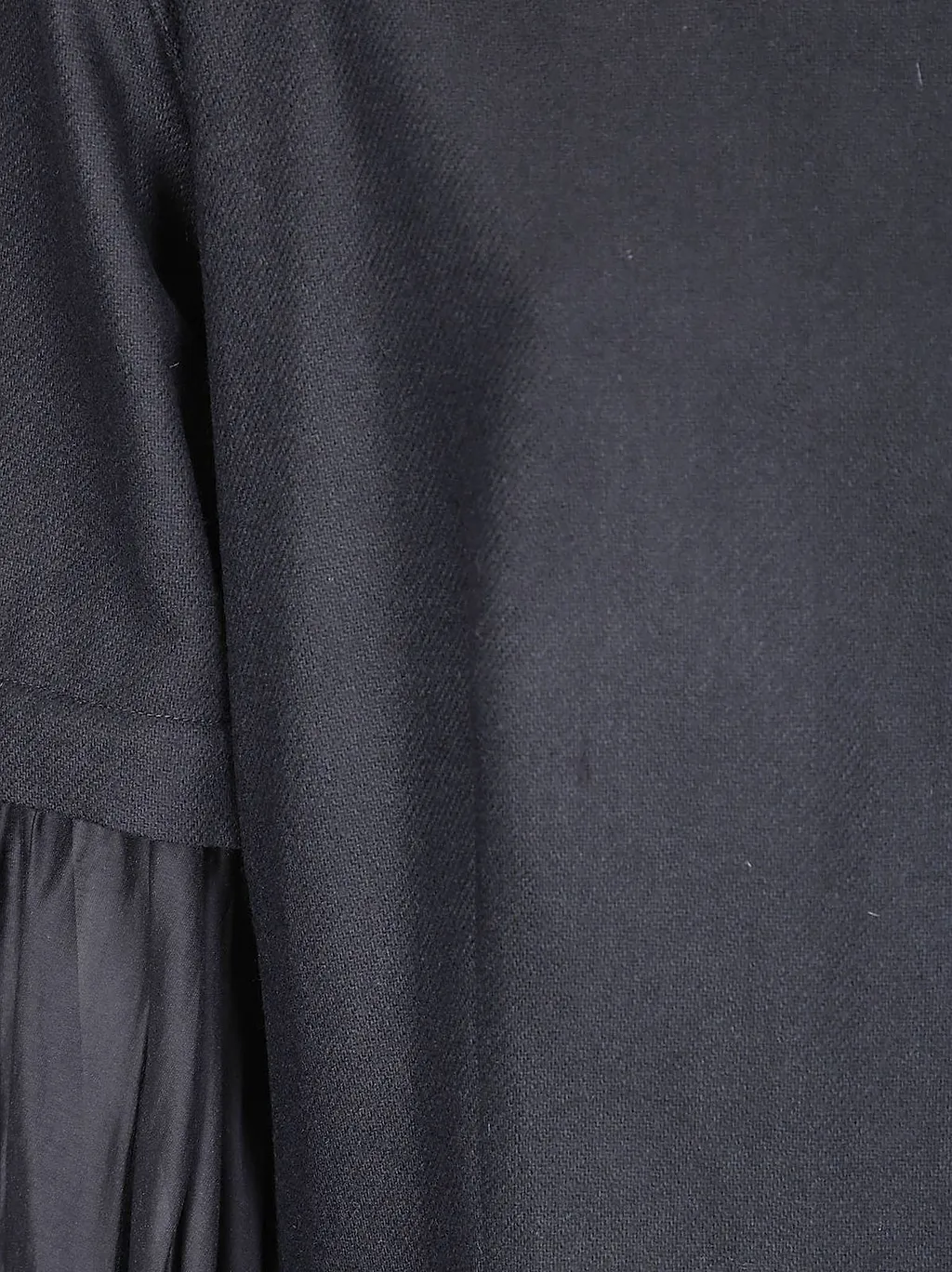 Thelatest Erin Pleated-Sleeve Top