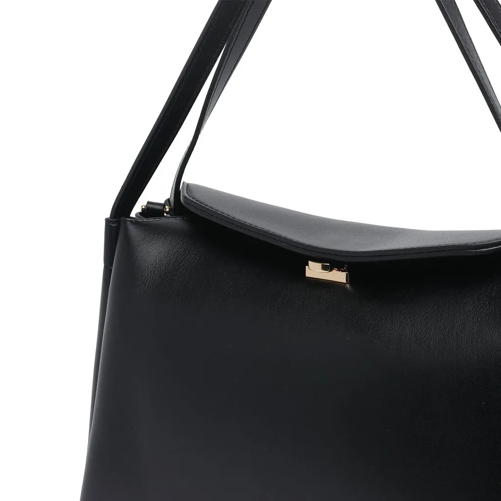 Themoirè Magnetic Fastened Shoulder Bag