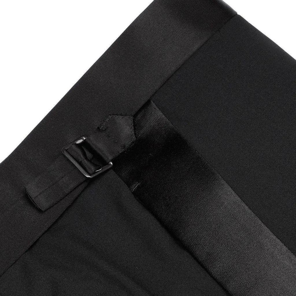 Tom Ford Single-Breasted Evening Tuxedo Suit