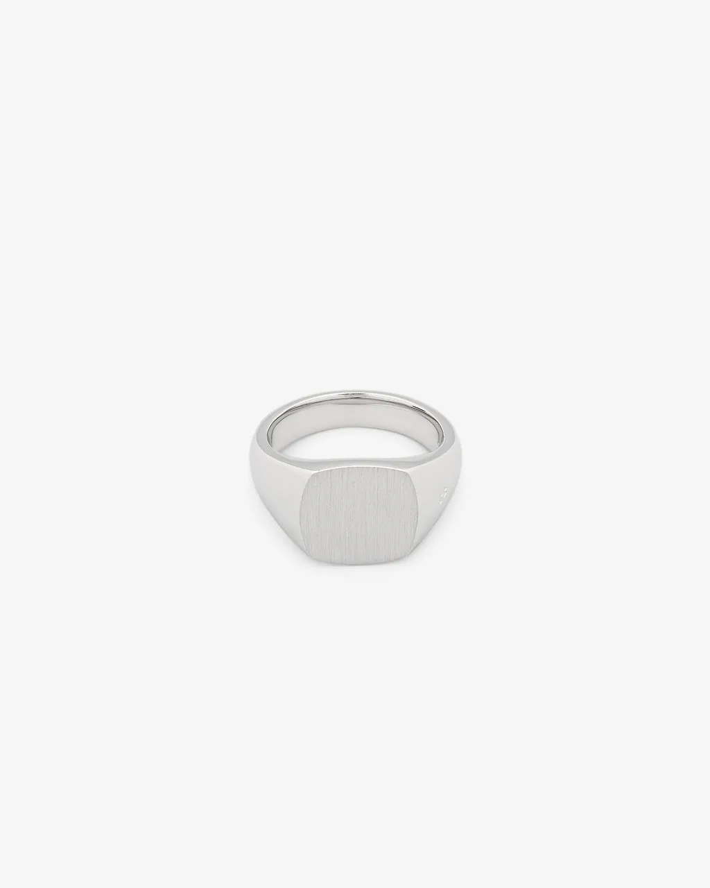 Tom Wood Kay Satin Signet Ring