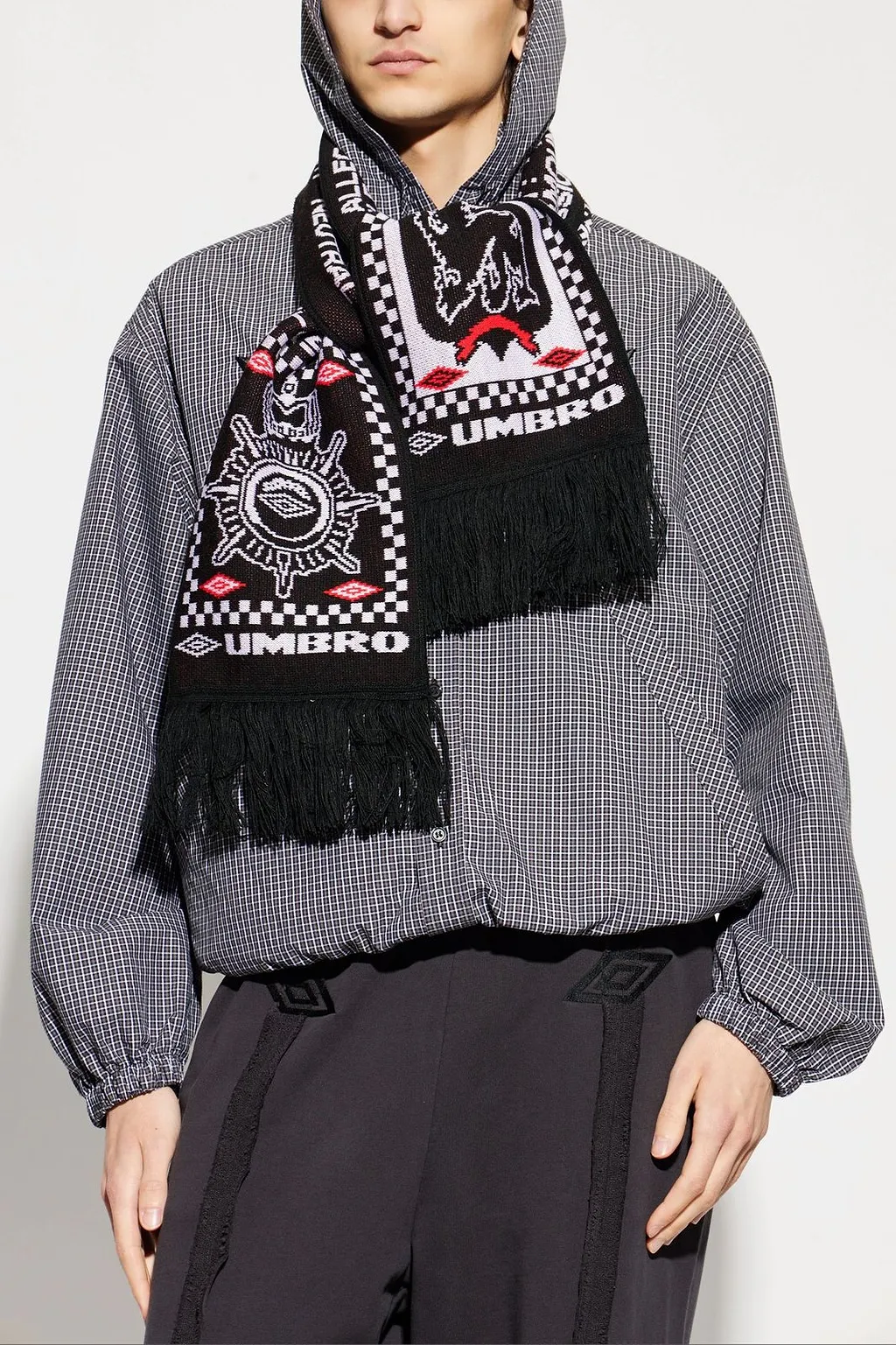 Umbro Check Logo Fringed Scarf