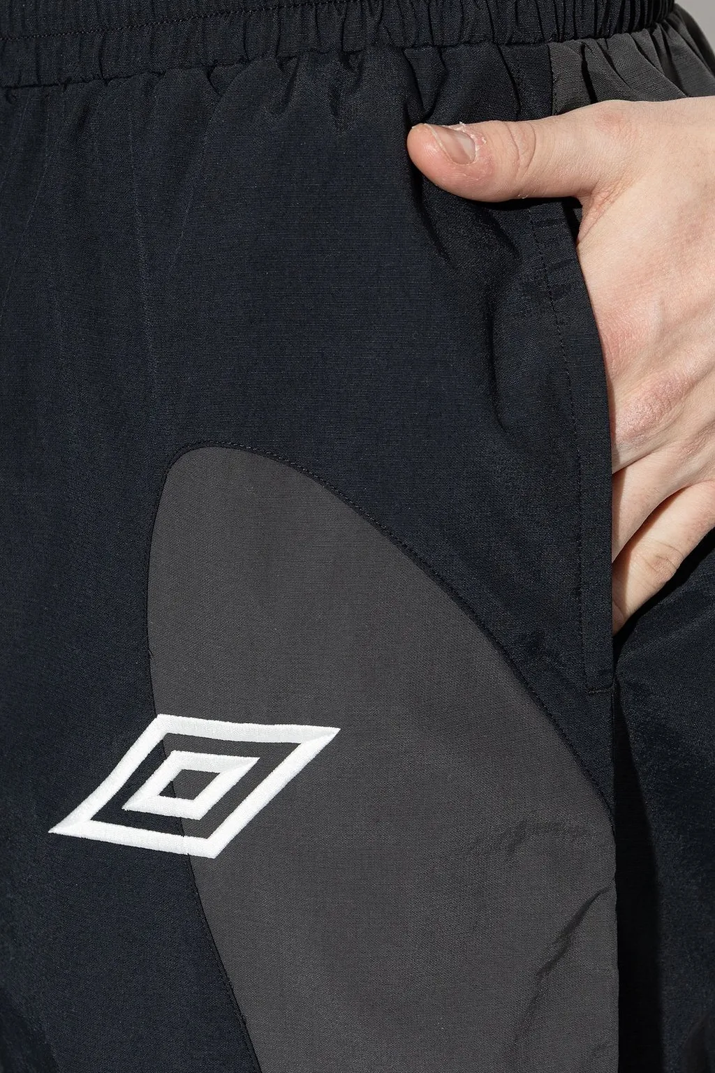 Umbro Guarding Tracksuit Pants