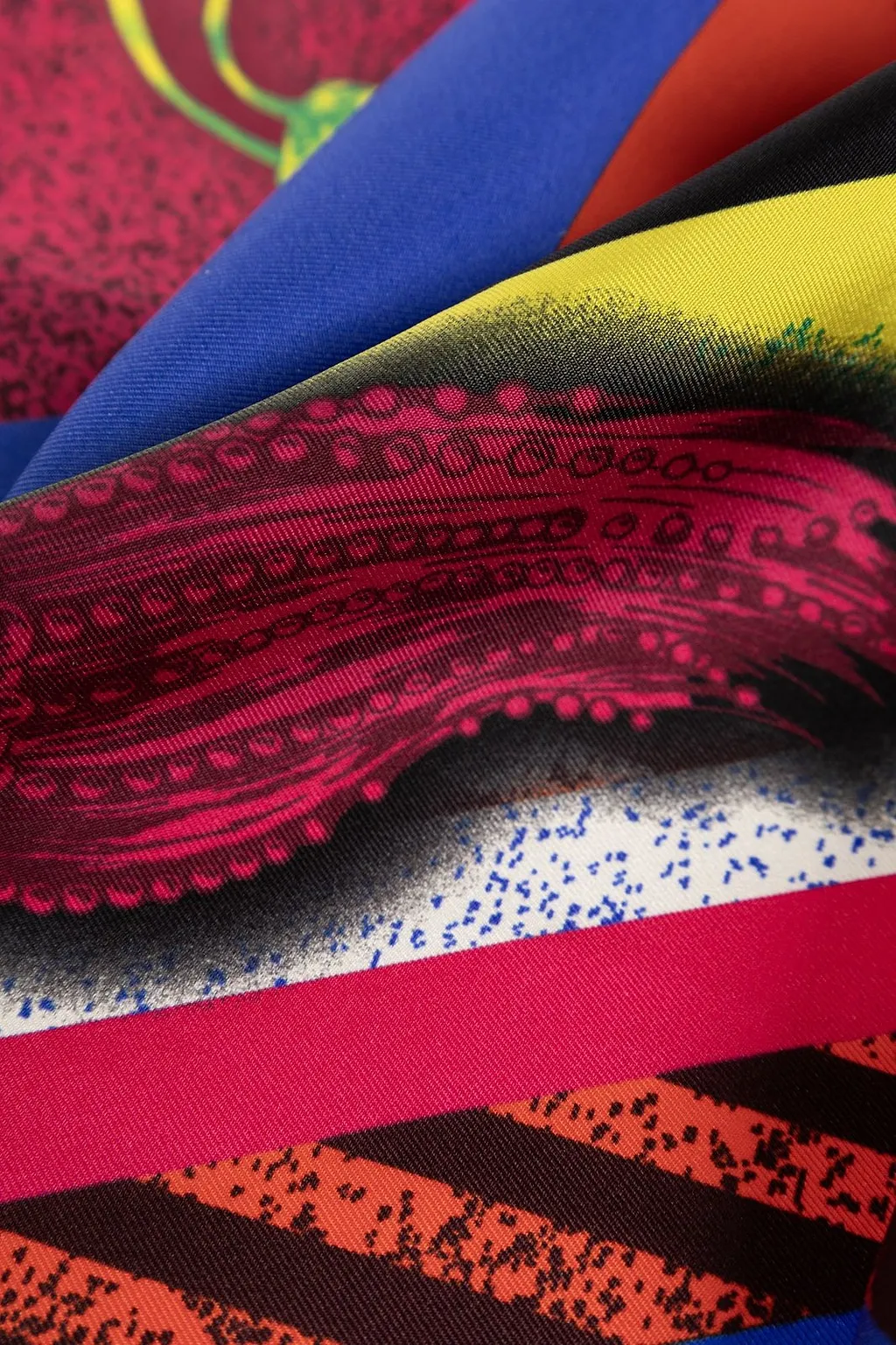 Versace Pattern Printed Twill Scarf