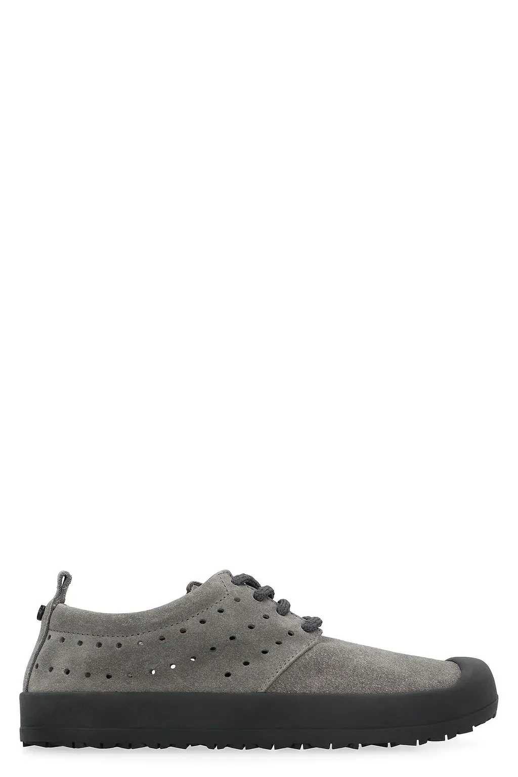 Volta Round Toe Low-Top Sneakers