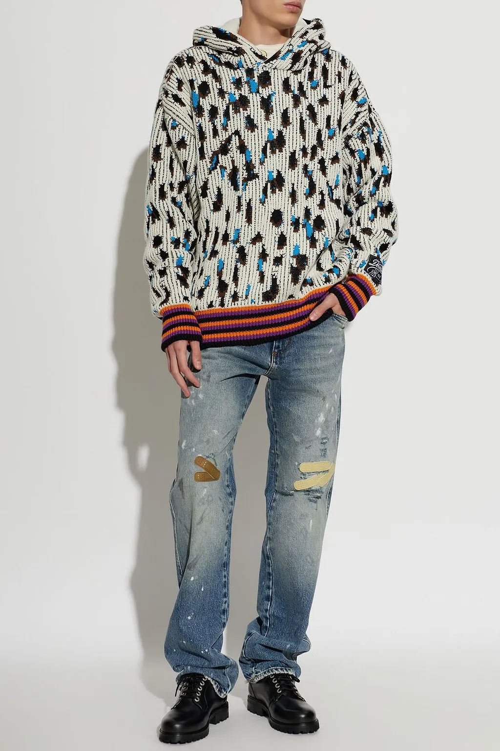 Pdf Distressed Straight-Leg Jeans