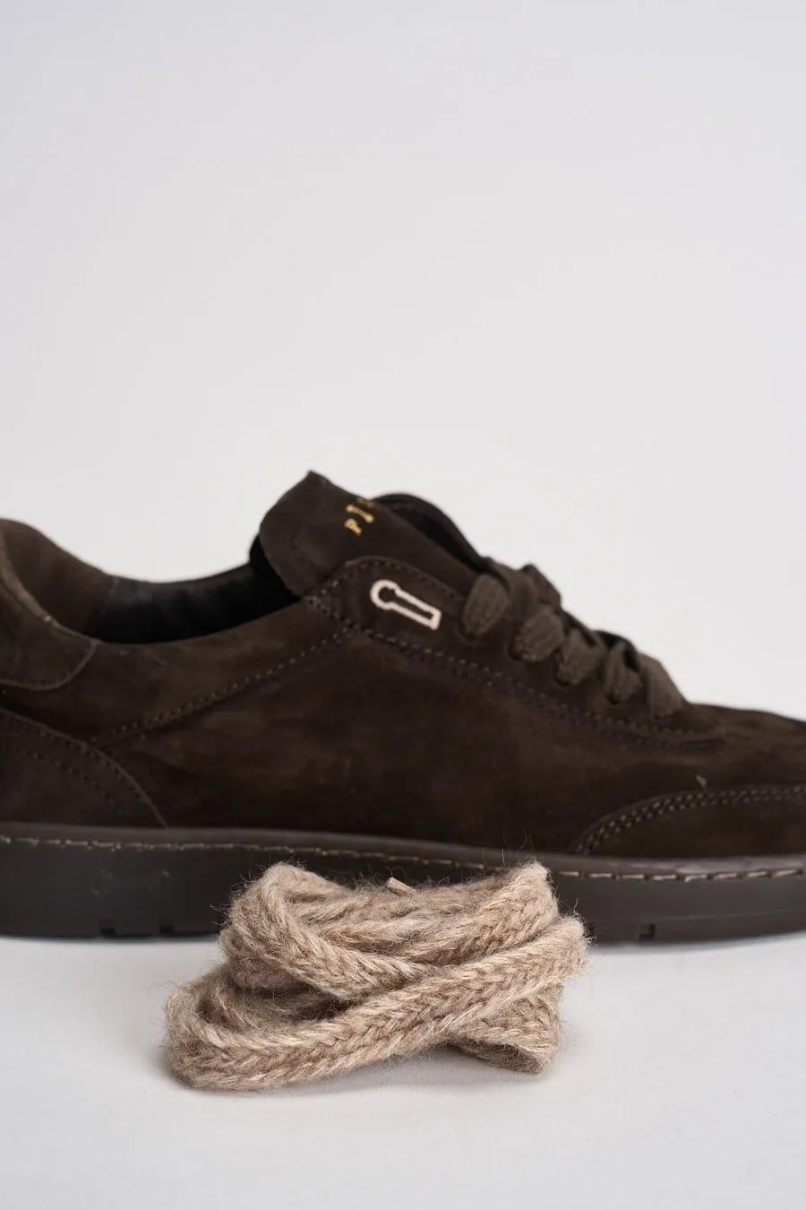 Piumha Studio Paneled Low-Top Sneakers