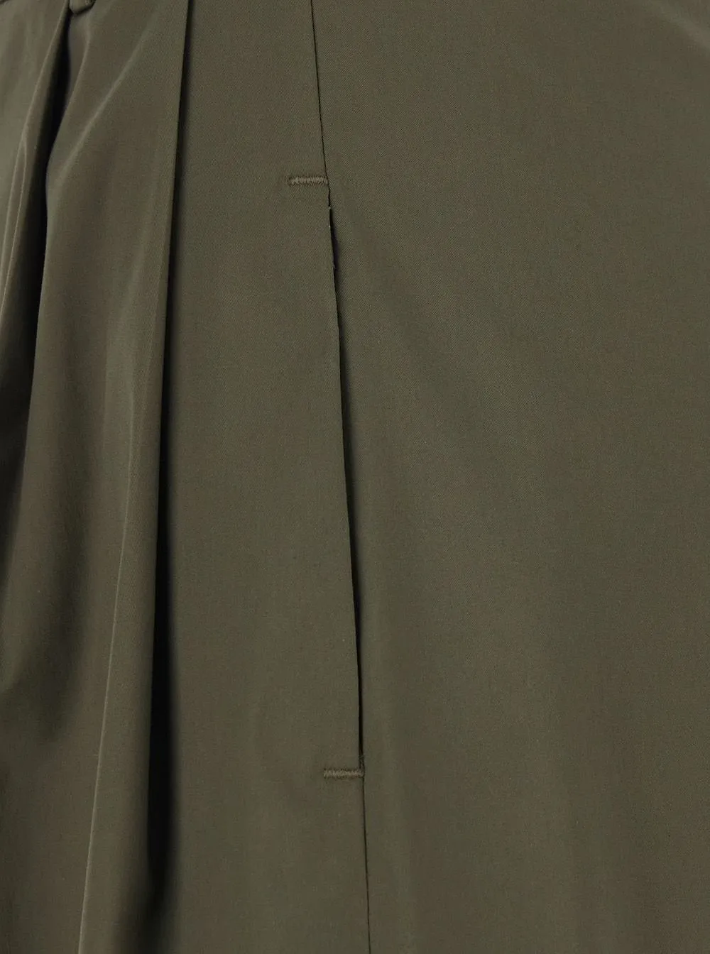 Plain Pleated Wide-Leg Pants