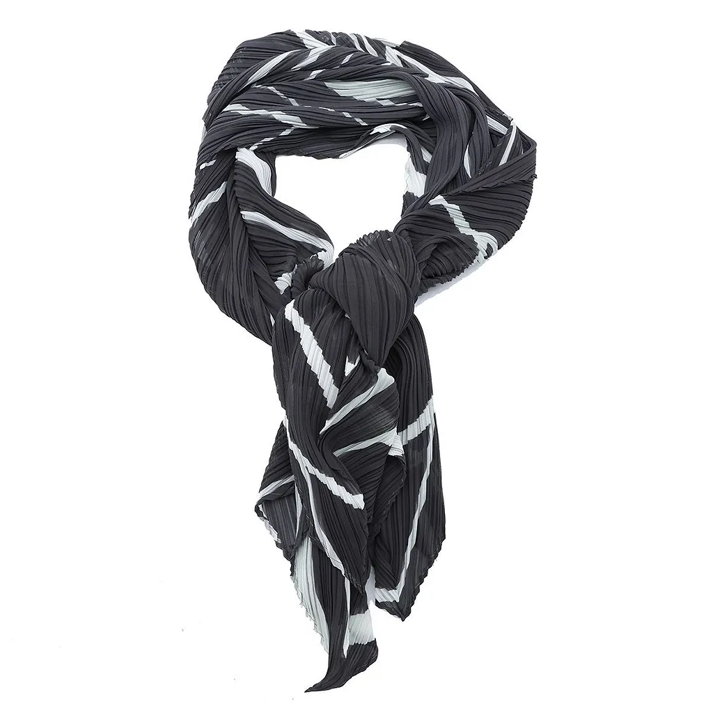 Pleats Please Issey Miyake Pleated Pattern Scarf
