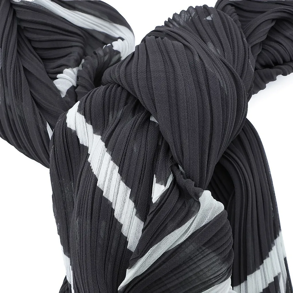 Pleats Please Issey Miyake Pleated Pattern Scarf