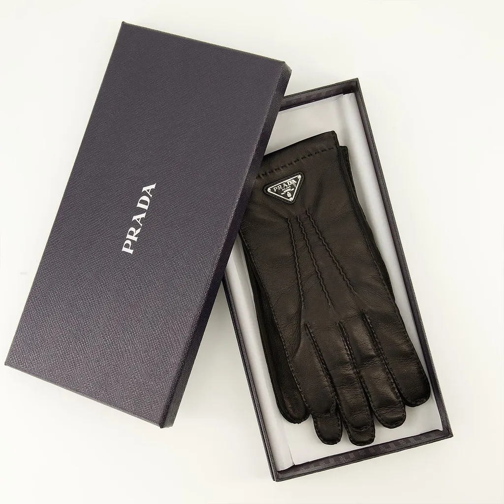 Prada Logo Detail Leather Gloves