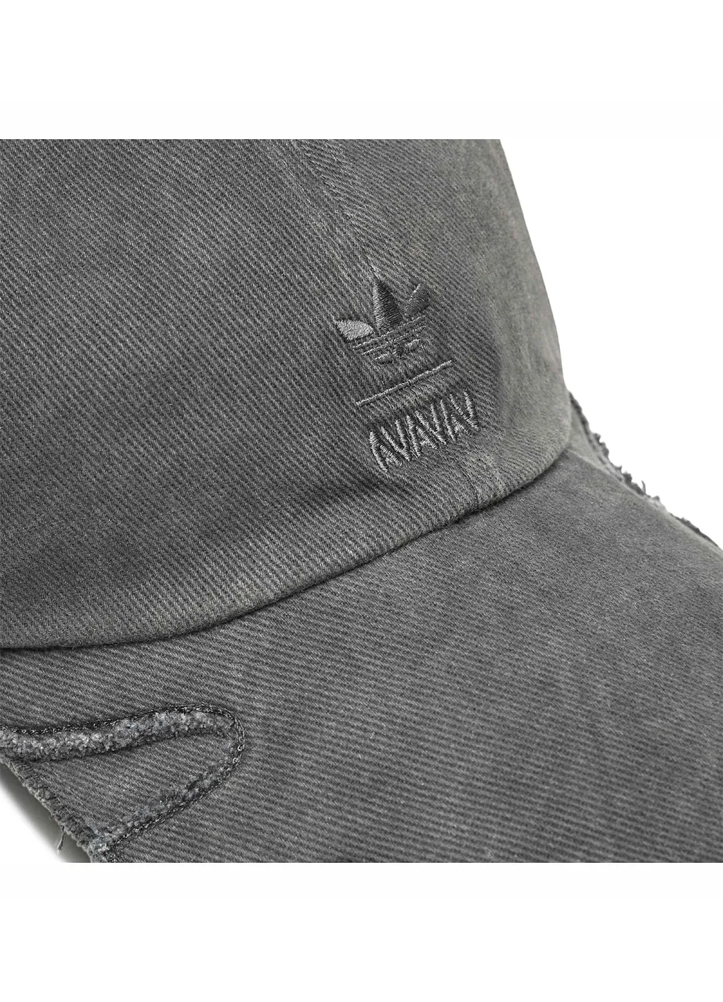 Av Slashed Cap