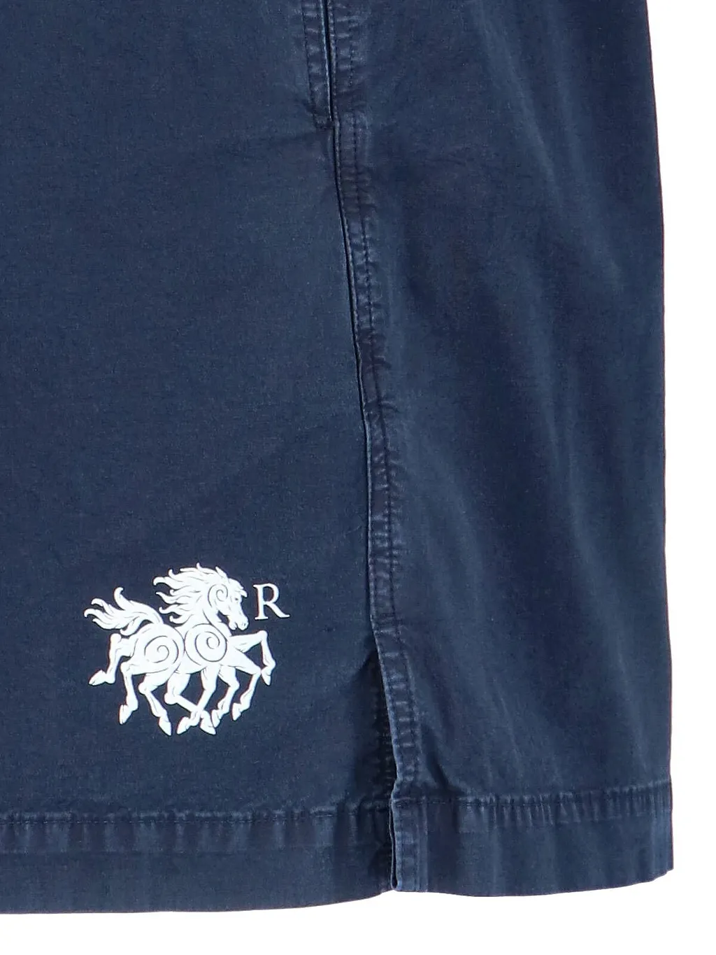 Ranra Elastic-Waist Logo Shorts
