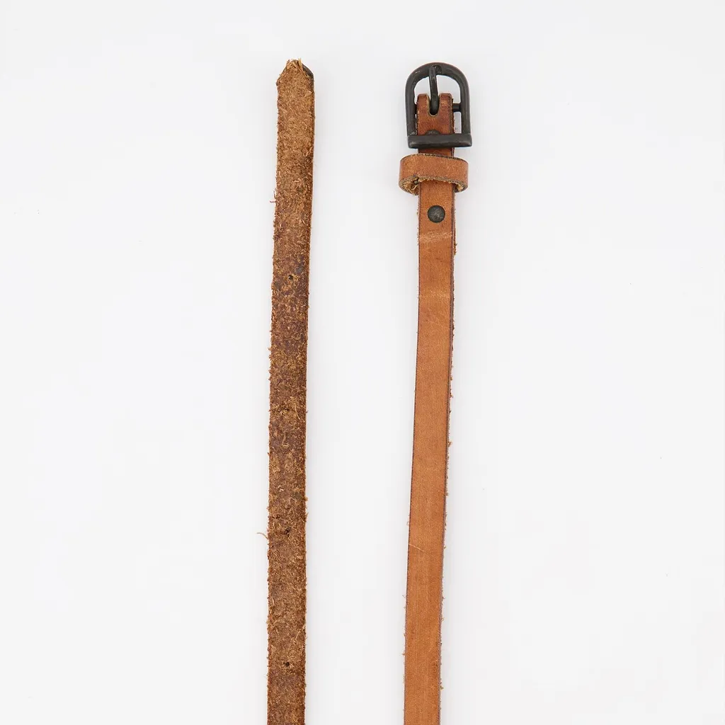 Raquel Allegra Thin Leather Belt