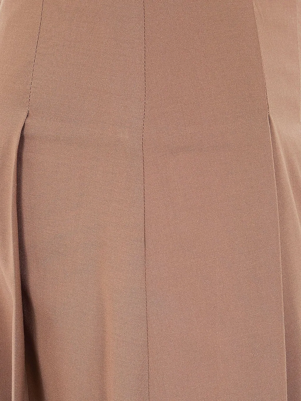 RÓHe Pleated Midi Skirt