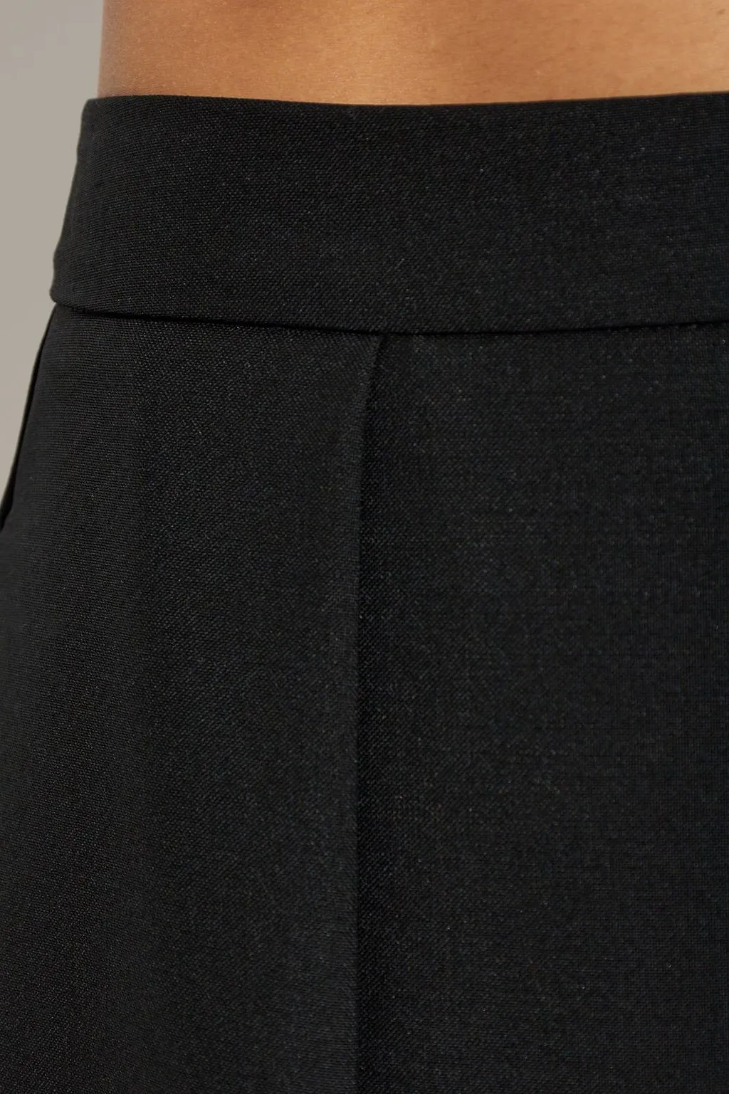 RÓHe Pleated Wide-Leg Pants