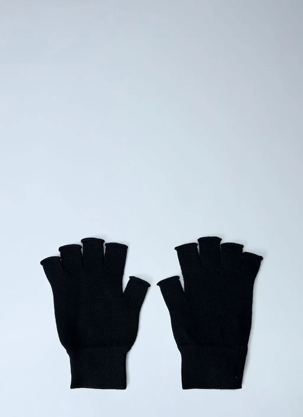 Ribbed Fingerless Gloves